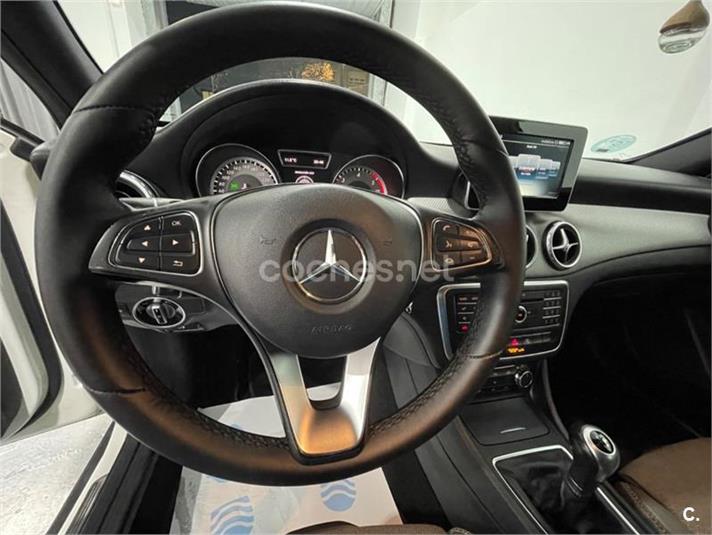 MERCEDES-BENZ Clase GLA 200 d Style 5p.