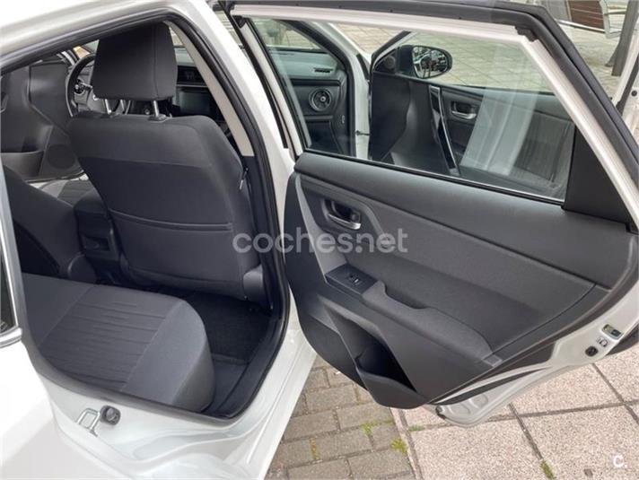 TOYOTA Auris 1.2 120T Active Business Plus 5p.