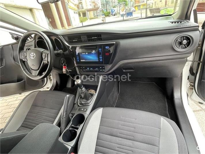 TOYOTA Auris 1.2 120T Active Business Plus 5p.