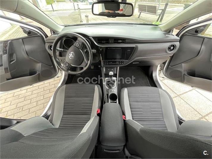 TOYOTA Auris 1.2 120T Active Business Plus 5p.