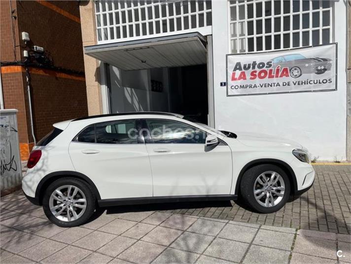 MERCEDES-BENZ Clase GLA 200 d Style 5p.